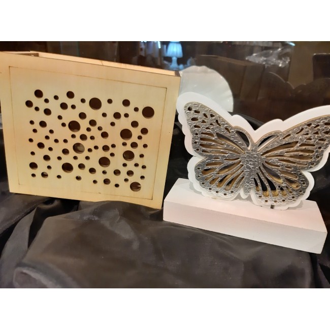 Bomboniera farfalla legno con led Bomboniera farfalla legno con led