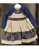 abito grigio e pizzo blu