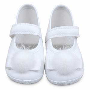 Scarpe bimba con pon pon