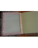 album in tessuto e legno rosa