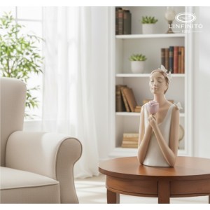 statuetta busto di ragazza con fiore e farfalle