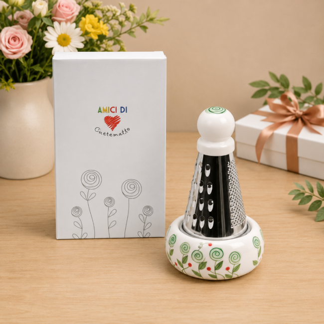 Amici di Cuore Matto Bomboniera grattugia solidale Amici di Cuore Matto Bomboniera grattugia solidale