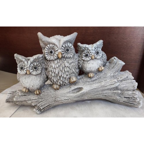 famiglia gufi innevati famiglia gufi innevati