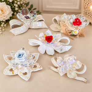 Bomboniera in offerta fiori farfalle in cristallo porcellana