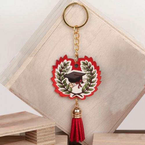 portachiavi legno corona di alloro e tocco laurea