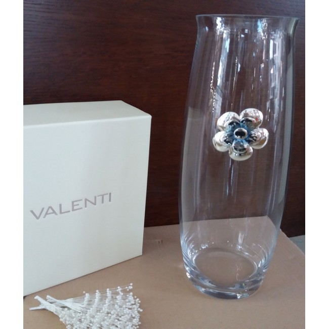 Vaso in cristallo con fiore blu