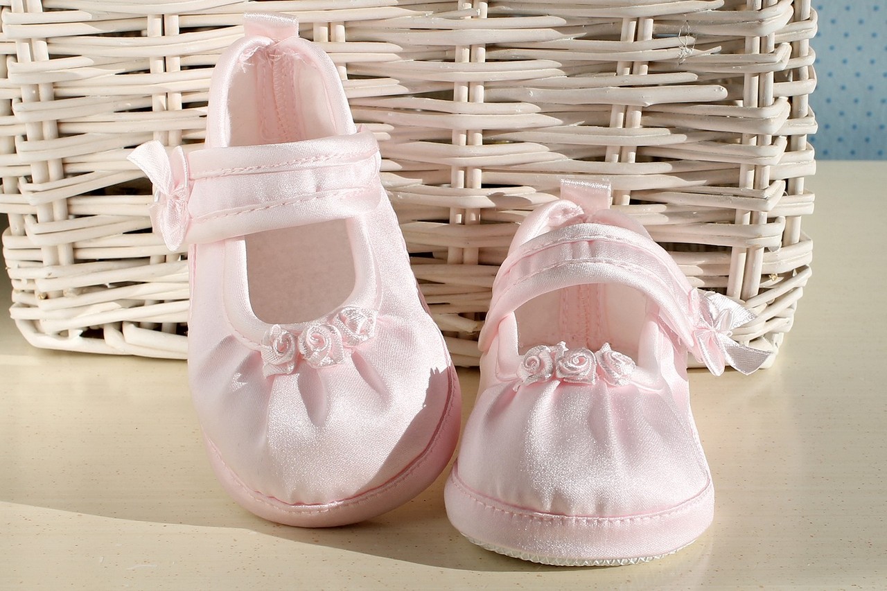 Scarpette bimba in raso rosa