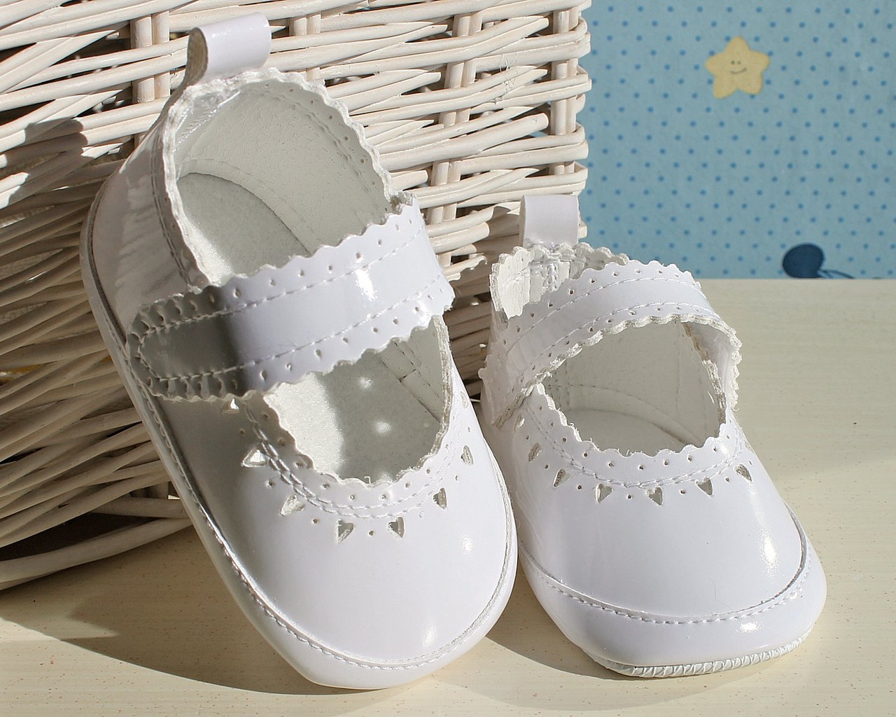 Scarpette eleganti per bimba laccate Scarpette eleganti per bimba laccate