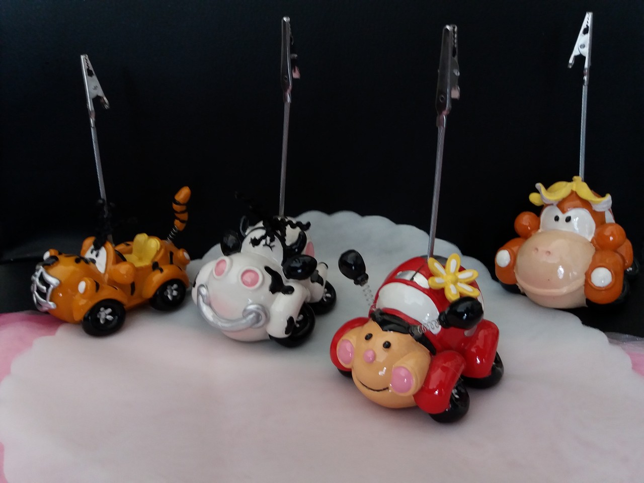 Bomboniera clip animaletti su ruote
