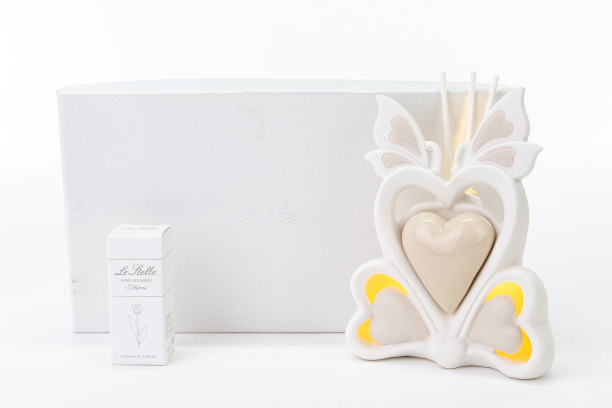 Bomboniera profumatore cuore farfalla con led