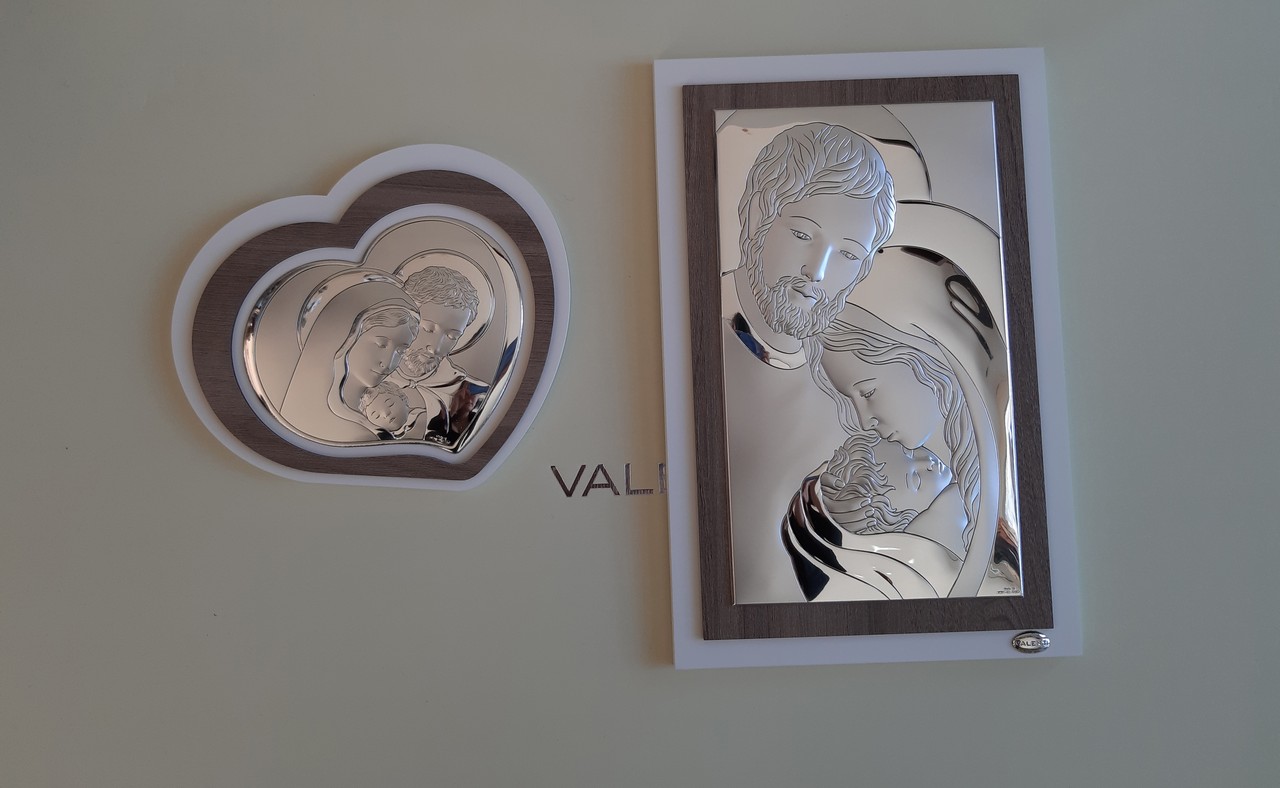 Sacra famiglia cuore piccolo valenti