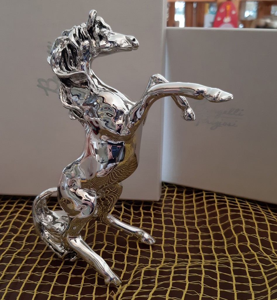 Bomboniera cavallo argentato 16 cm