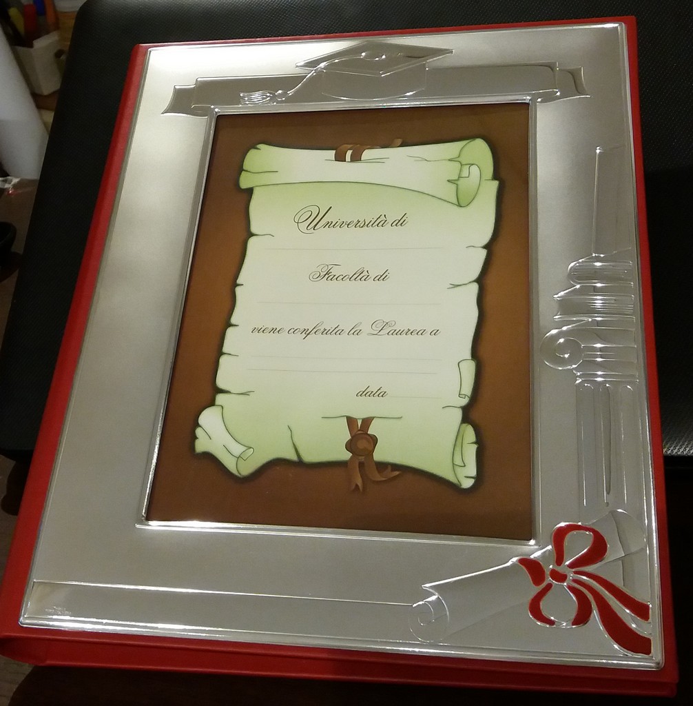 Album con portafoto in argento laurea Album con portafoto in argento laurea