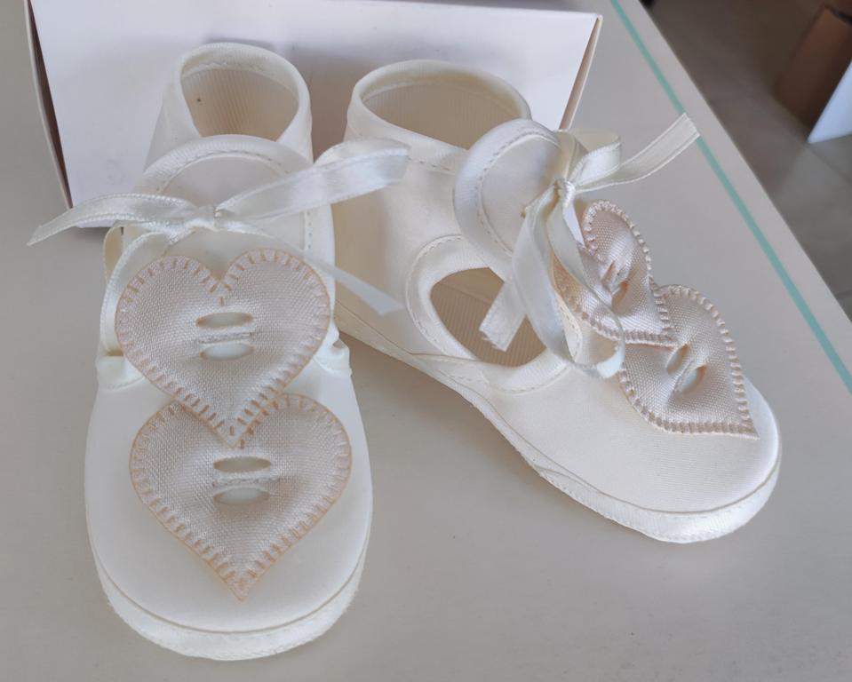 Scarpe estive bimbo con cuori