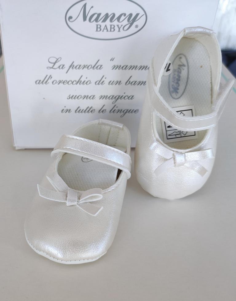 Scarpe crema per bimba Scarpe crema per bimba