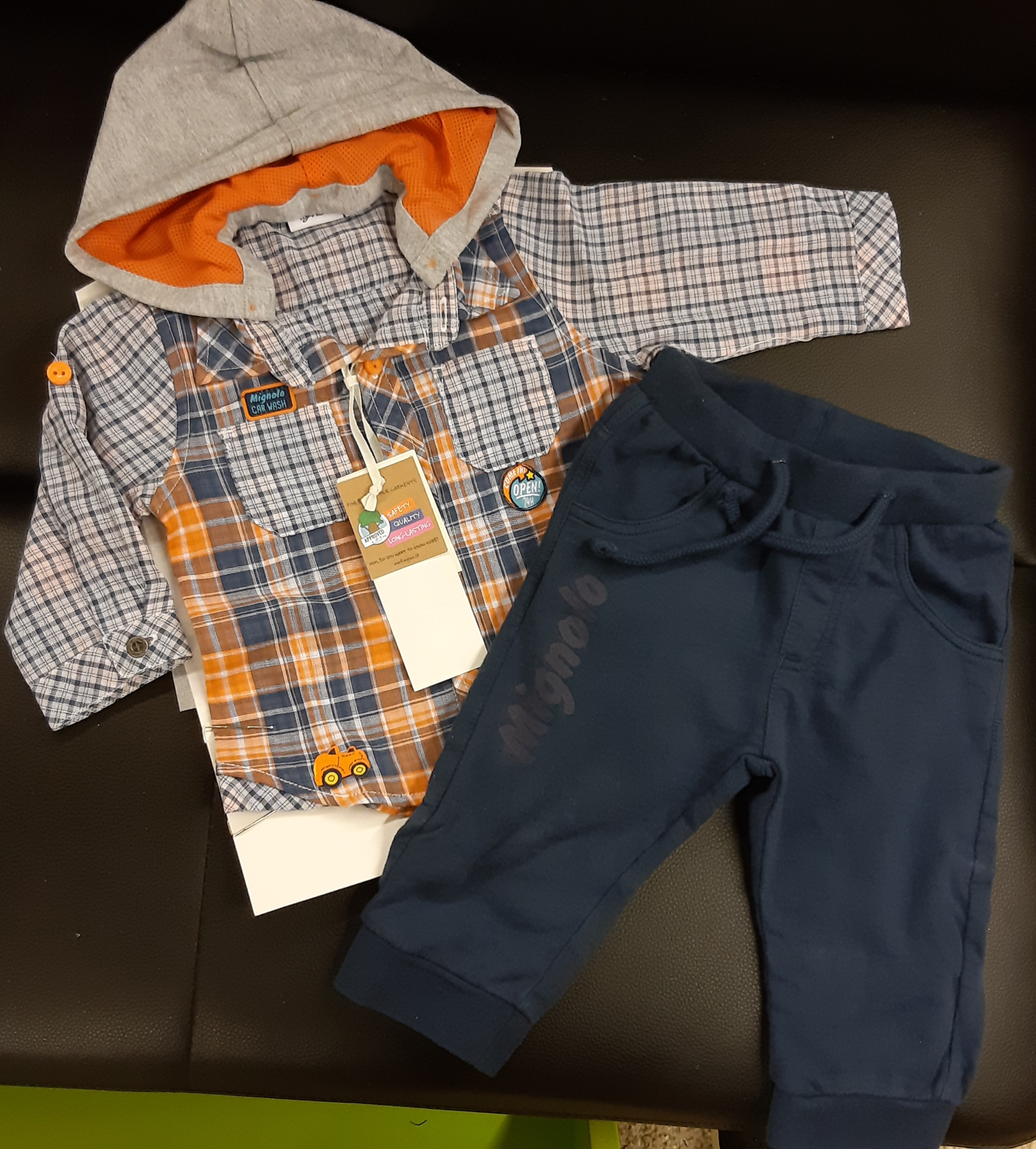Completo bimbo casual mignolo Completo bimbo casual mignolo